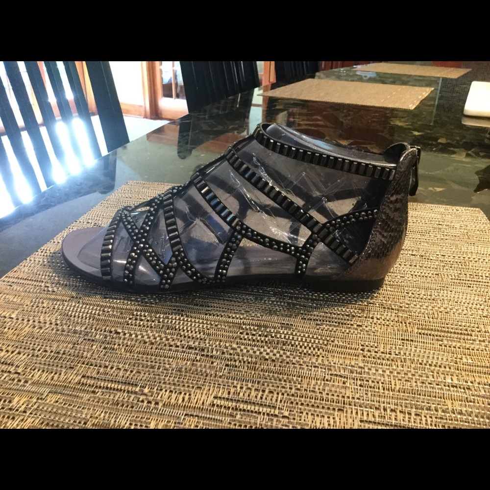 Sandal